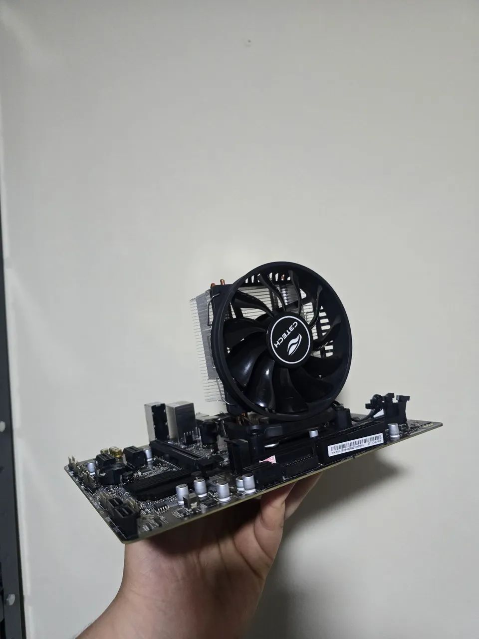Kit processador i3 9100F + H310 MSI