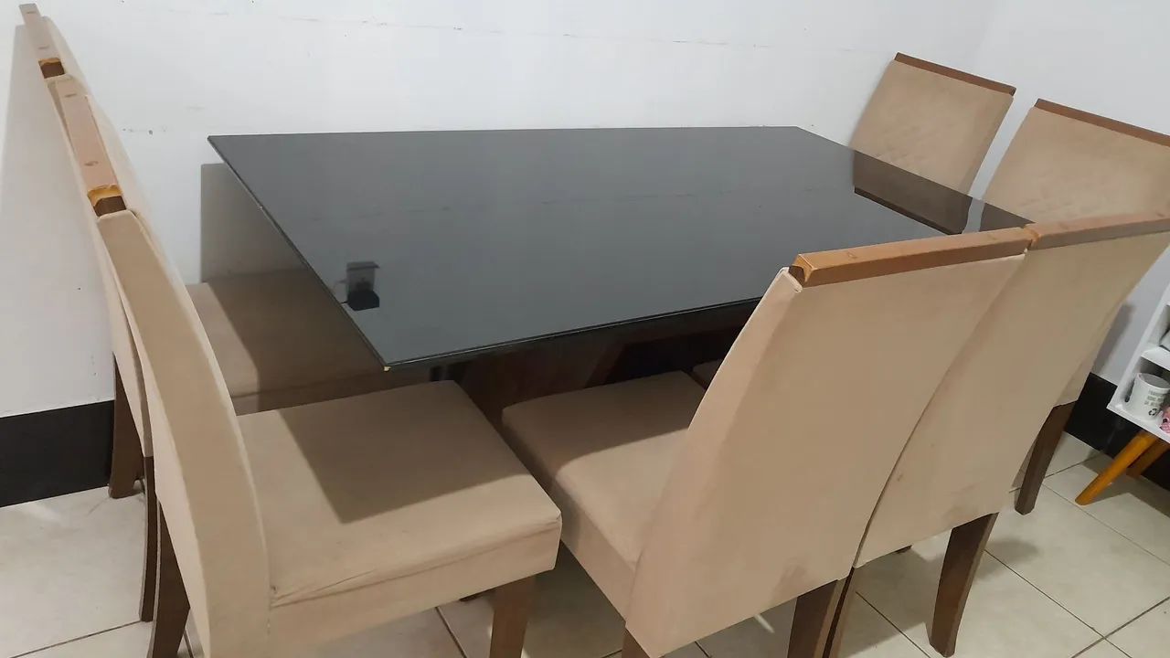 MESA DE JANTAR COM SEIS CADEIRAS ?  - Foto 4