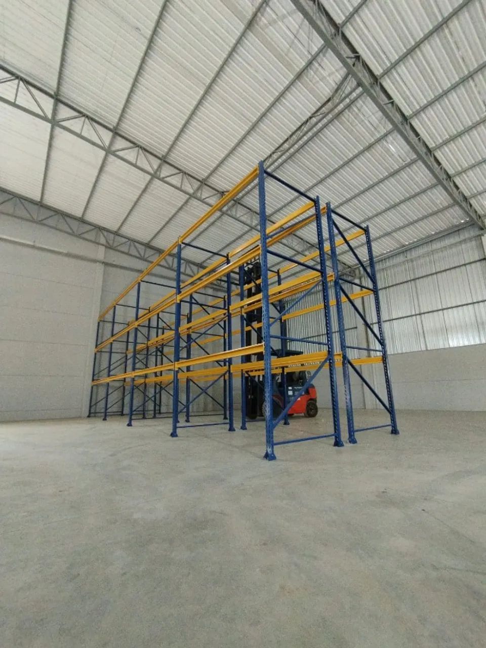 Porta-paletes para operação logística - Foto 4