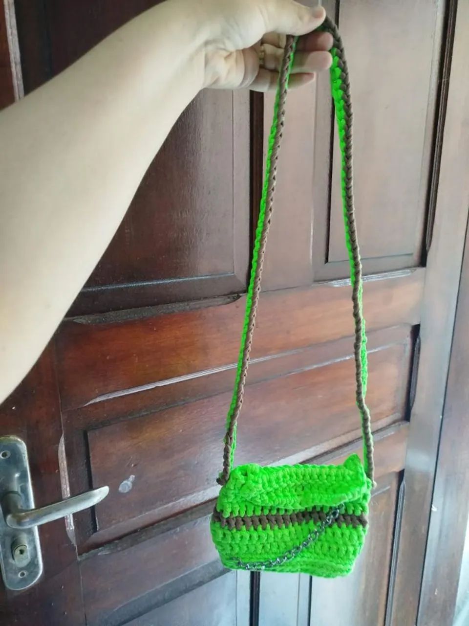 Bolsinha de crochê feito a mão  - Foto 2
