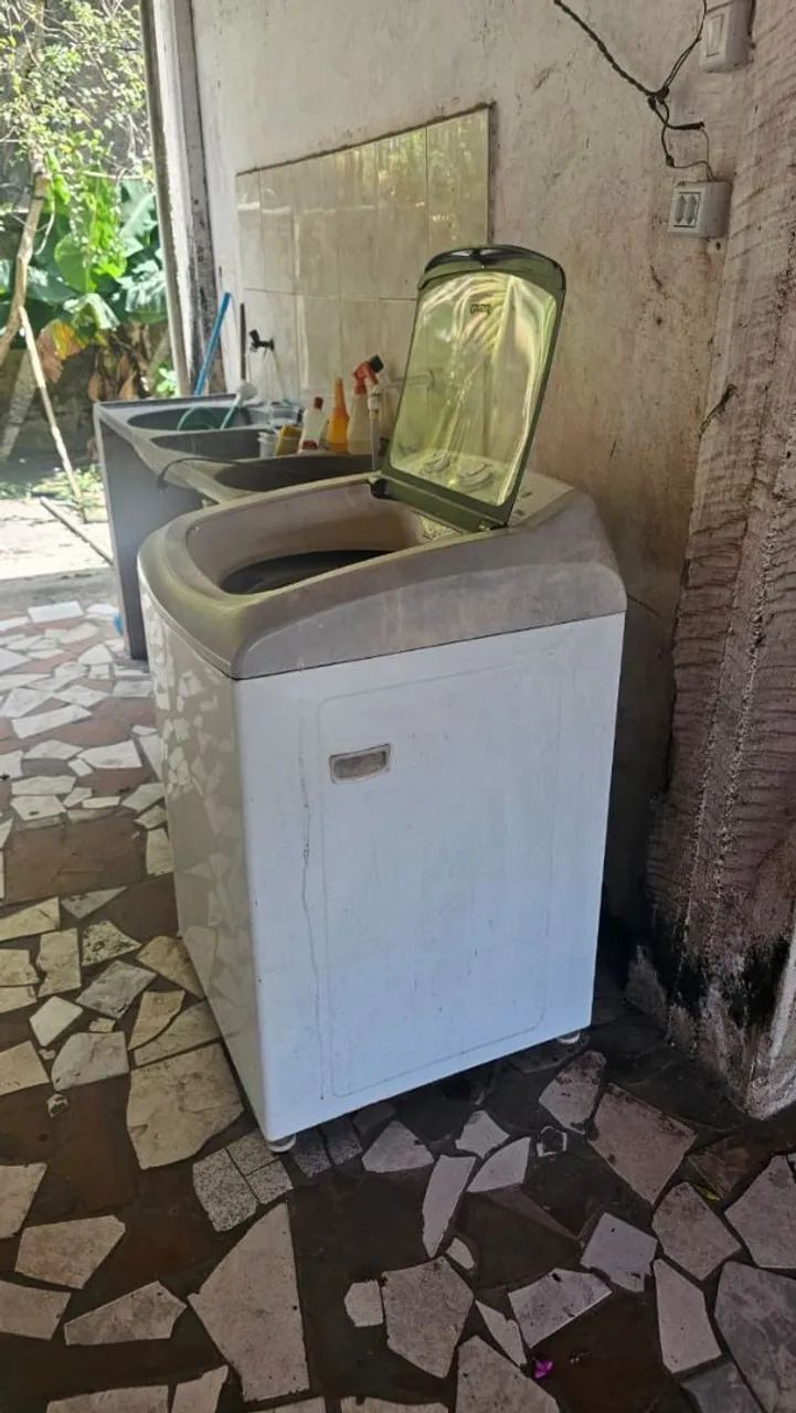 Máquina de lavar roupa com defeito - Foto 3