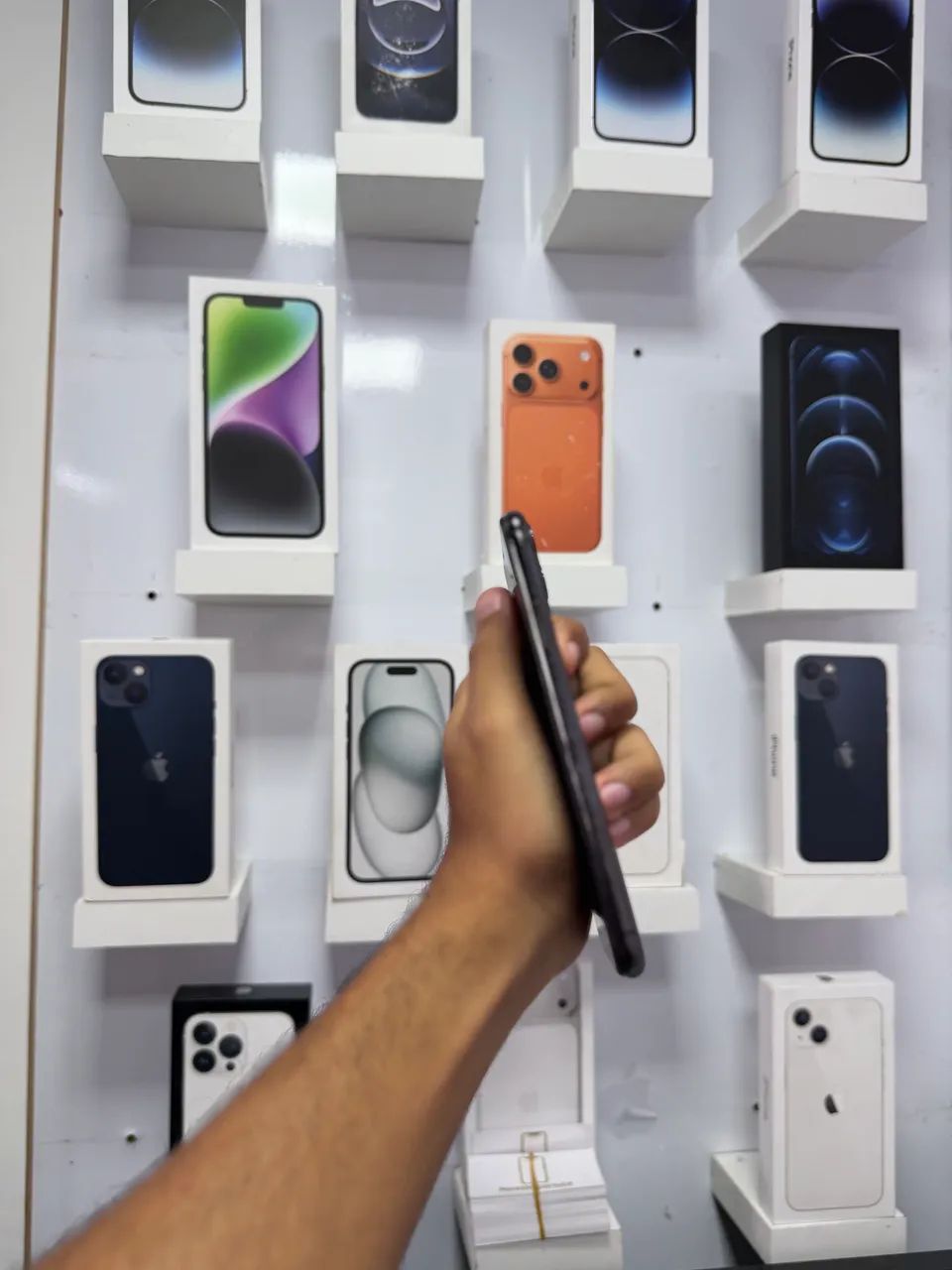 IPHONE 11 PRO MAX 64 GB TELA NOVA  - Foto 5