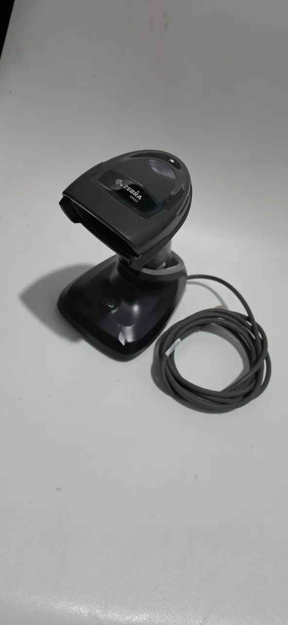 Leitor de código de barras Ds2200 com suporte usando 