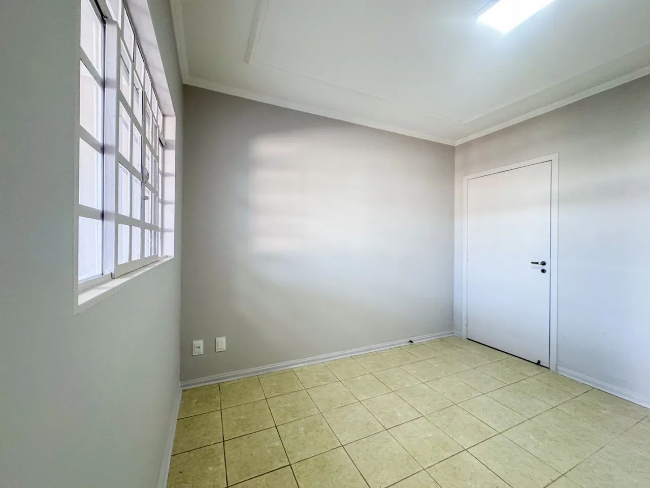 Casa comercial para alugar no Jardim Ipanema, 240 m² - Foto 2