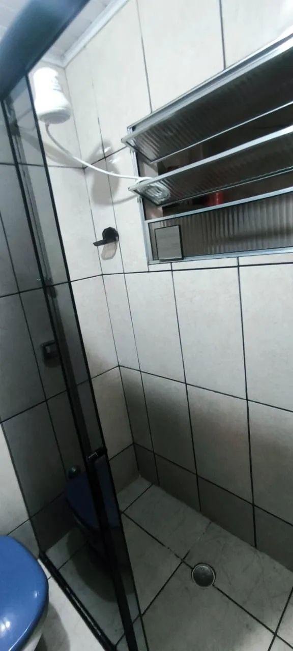 CASA ALUGUEL 1 DORMITORIO, 1 VAGA, SOLEMAR - PRAIA GRANDE-SP - 50m da praia - Foto 4