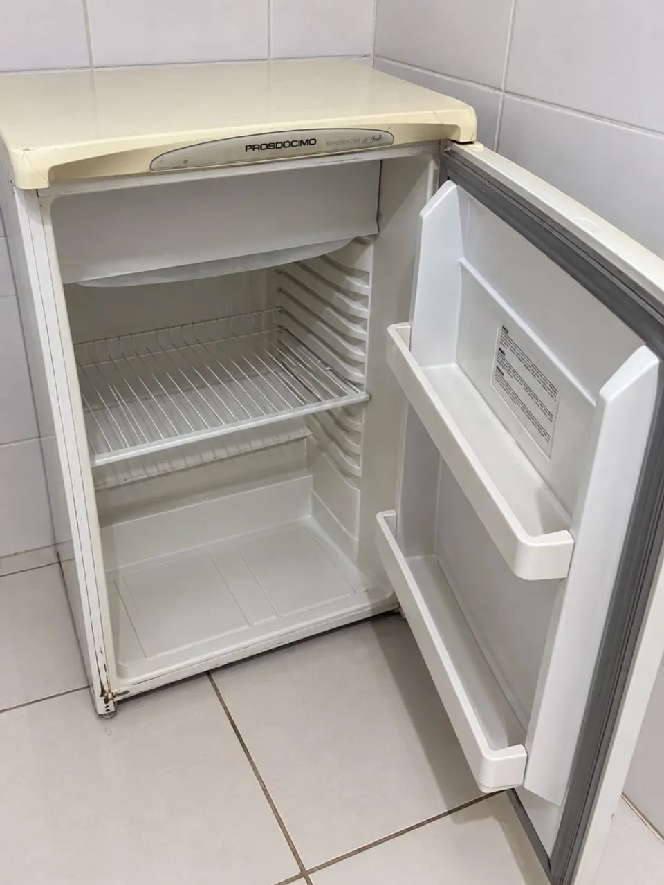 Mini geladeira - Foto 2
