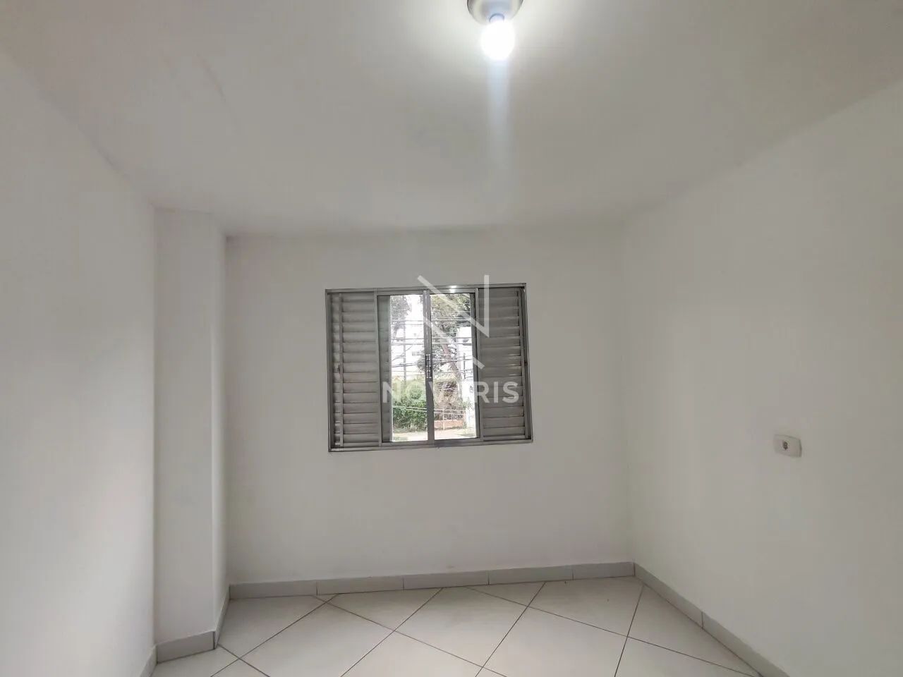 Apartamento Sobreloja - Av. João Dias