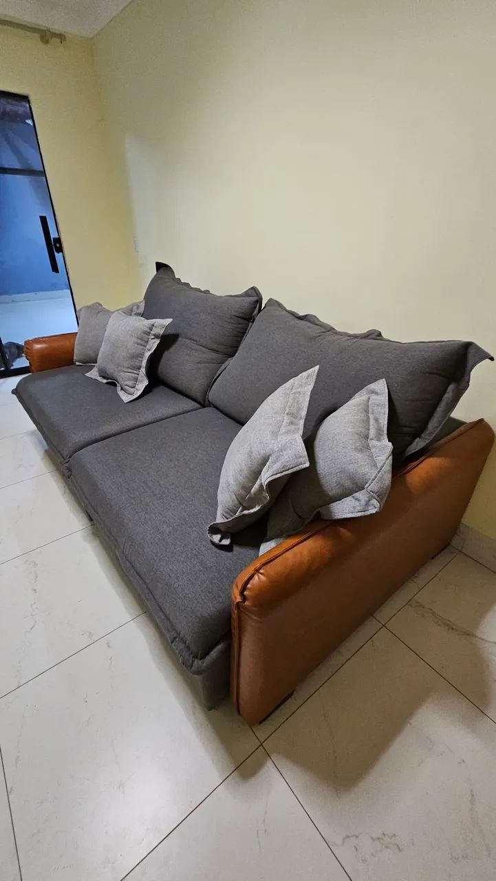 Vendo Sofá Retrátil e Reclinável de 03 Lugares no Linho  - Foto 2