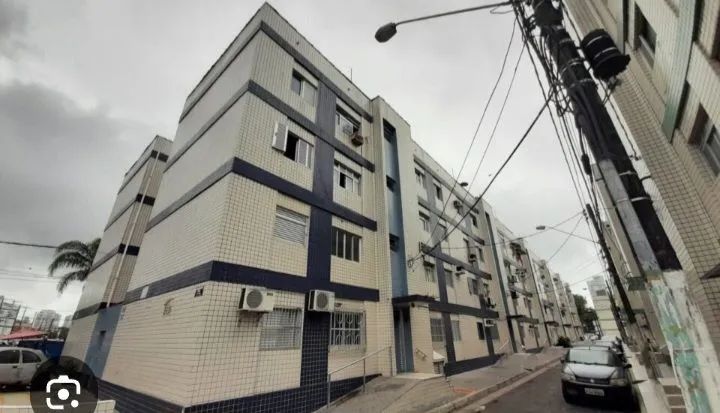 Aluga-se quarto 