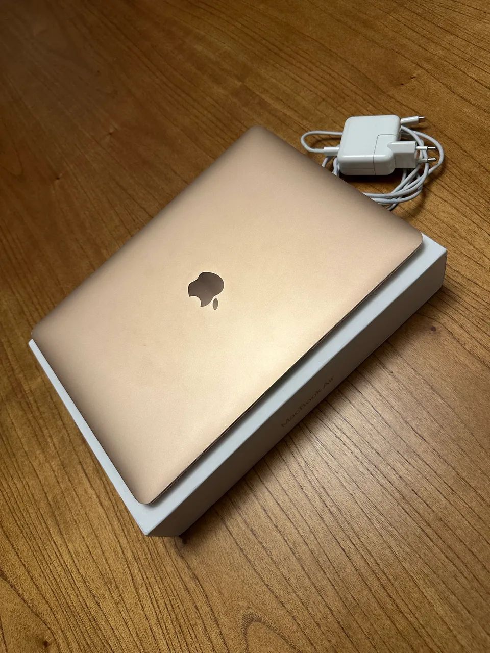 MacBook M1 rose Gold 