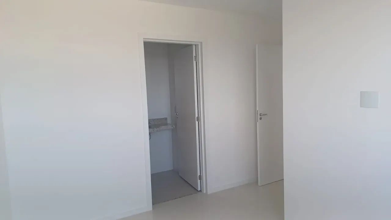 Imóvel para aluguel possui 55 metros quadrados com 2 quartos - Foto 2