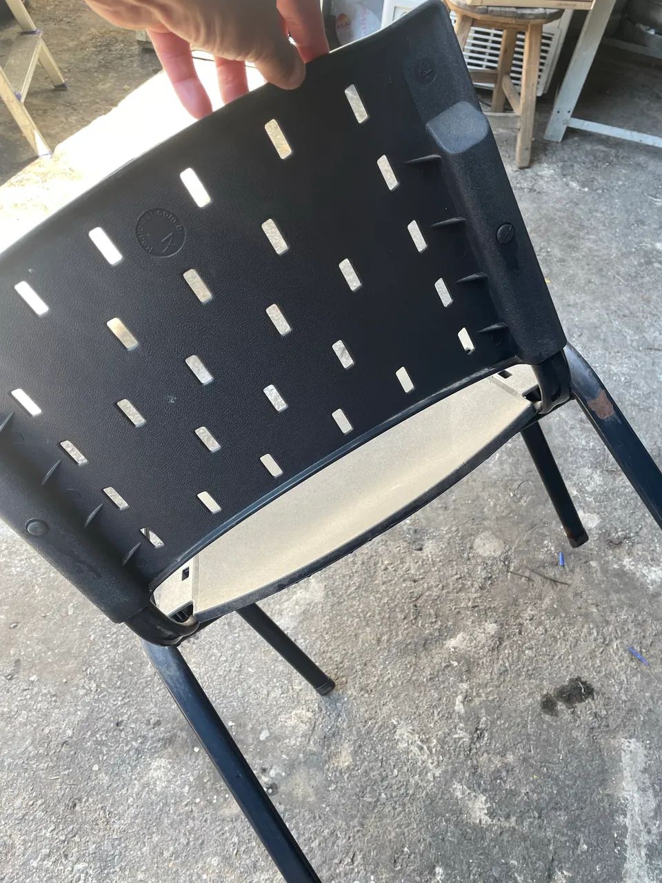 Cadeira de plástico sem braço  - Foto 4