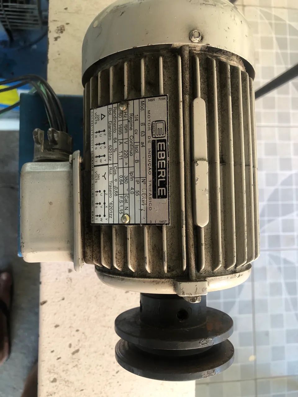 Motor 220 - Foto 2