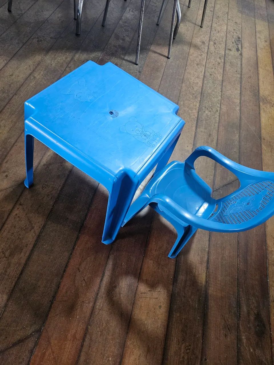 Mesa e cadeira infantil - Foto 3