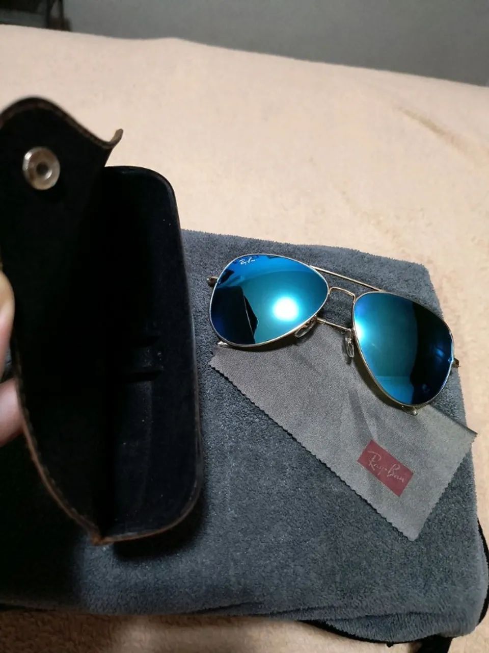 óculos de sol rayban aviator dourado - Foto 3