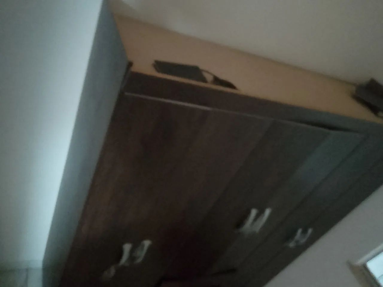 Guarda roupa conservado tem que ser retirado  - Foto 3