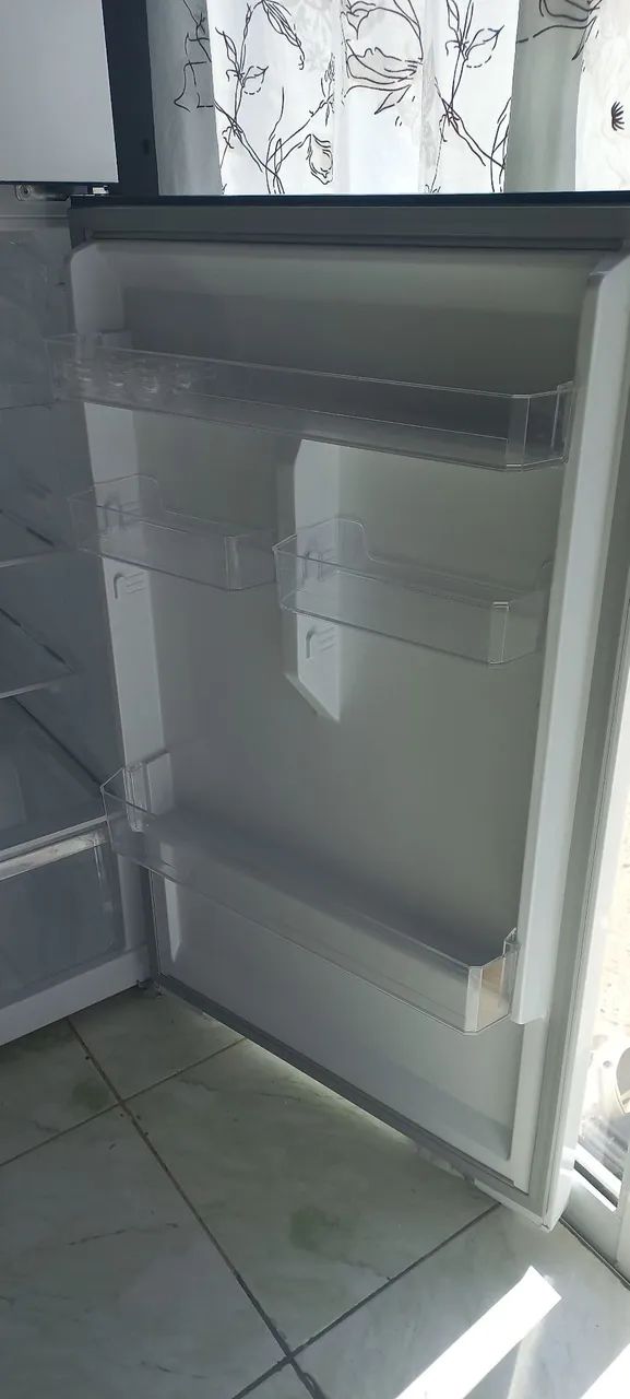 Geladeira midea 120 volts   - Foto 5