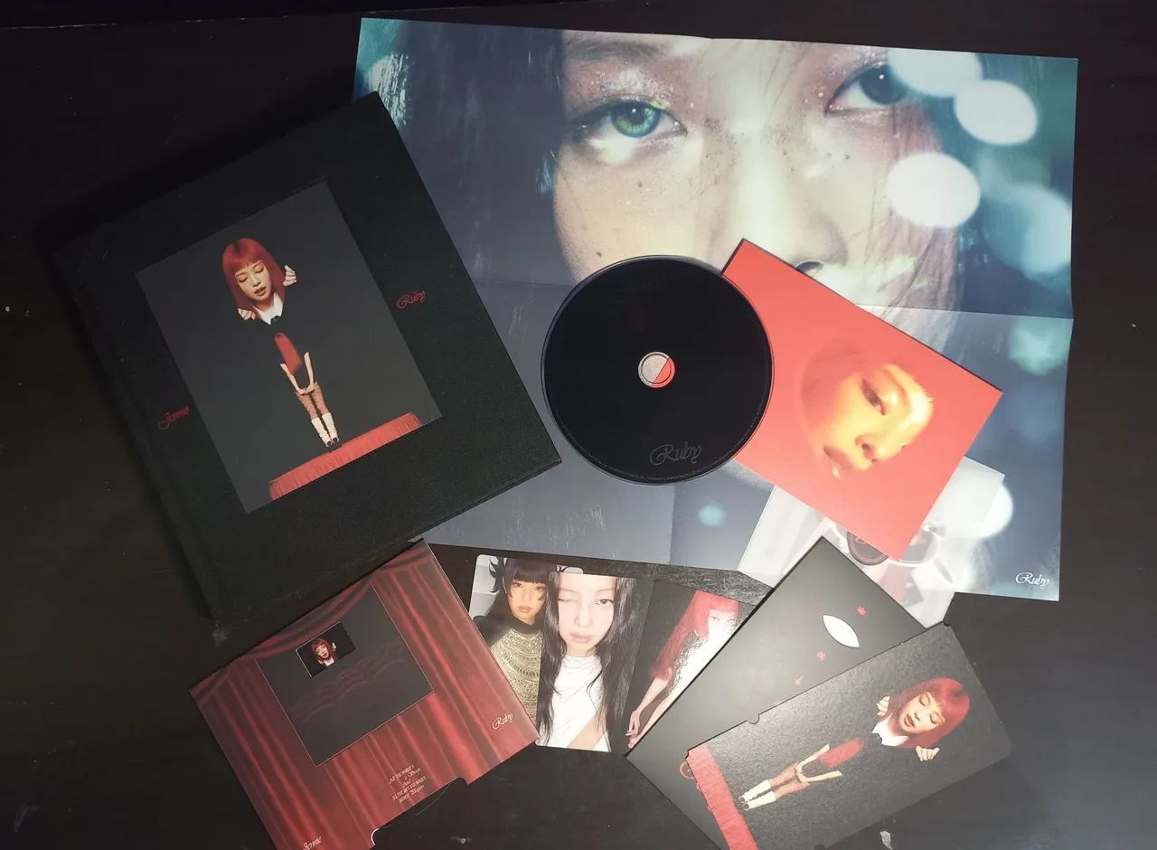 Jennie ruby cd Photobook ver. 