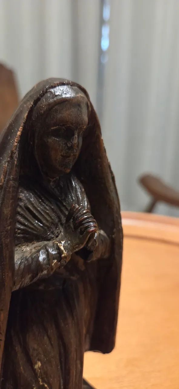 Imagem Sacra Antiga em Madeira Entalhada - Nossa Senhora (Arte Sacra Vintage / Colonial)  - Foto 3