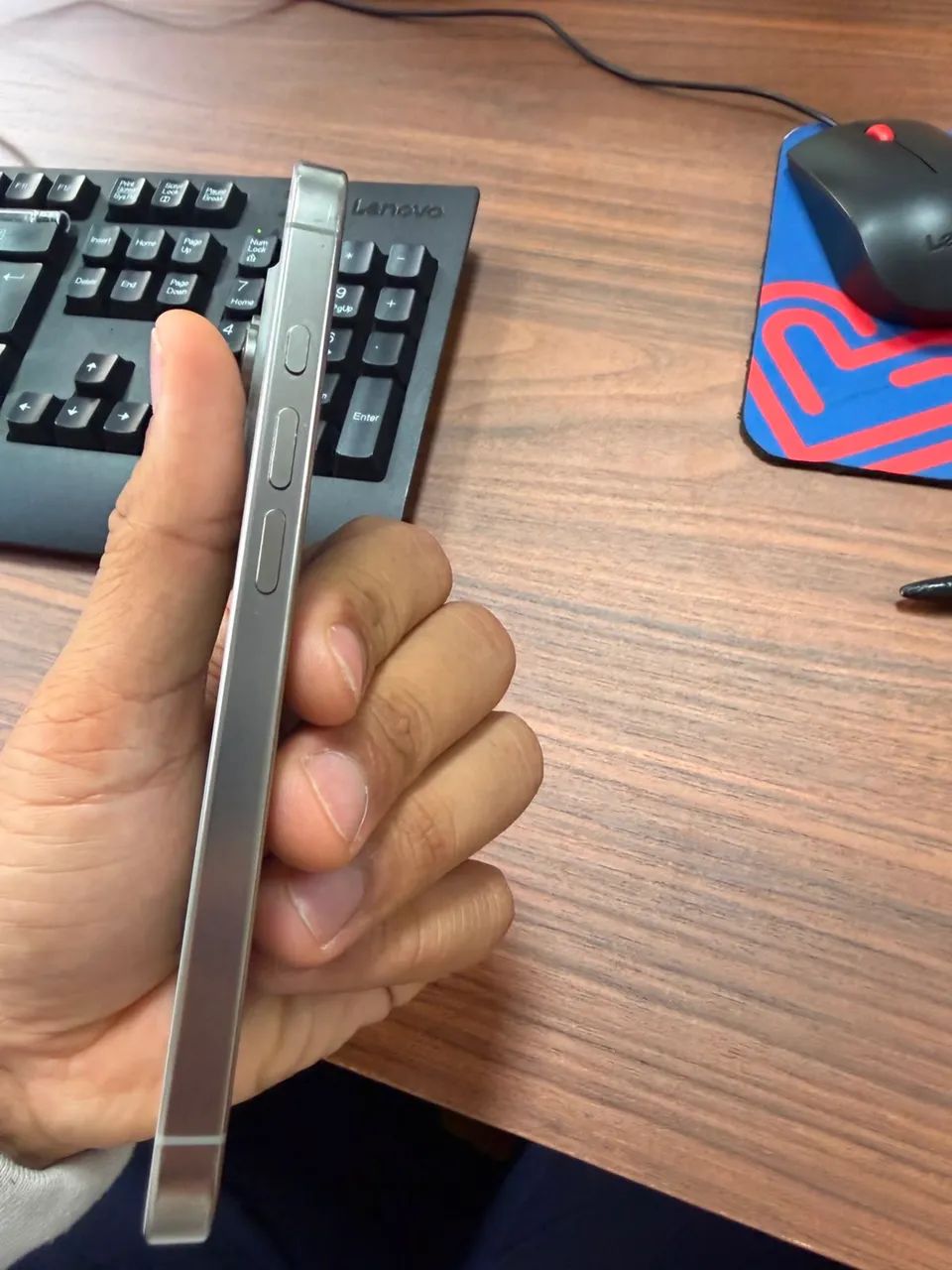iPhone 16 pro 128 gb - natural titanium - Foto 3