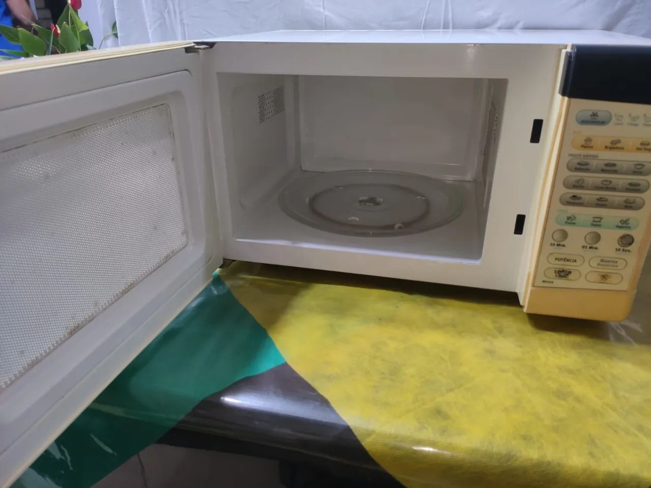 Microondas Eletrolux - Foto 4