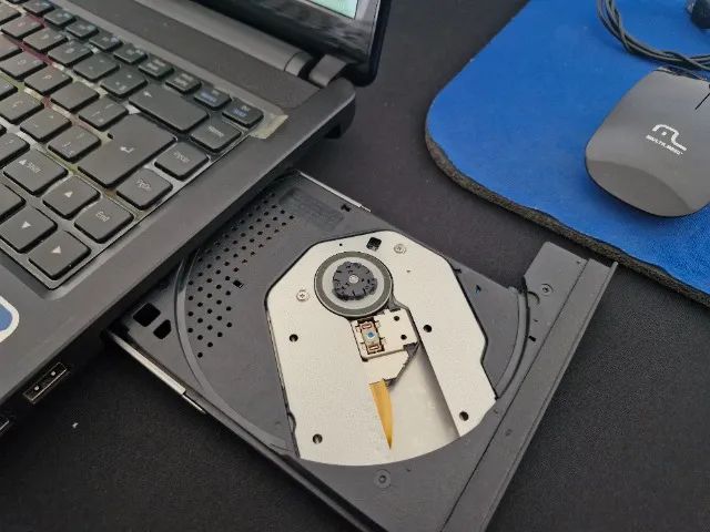 Notebook Positivo Premium N5900 - Foto 4