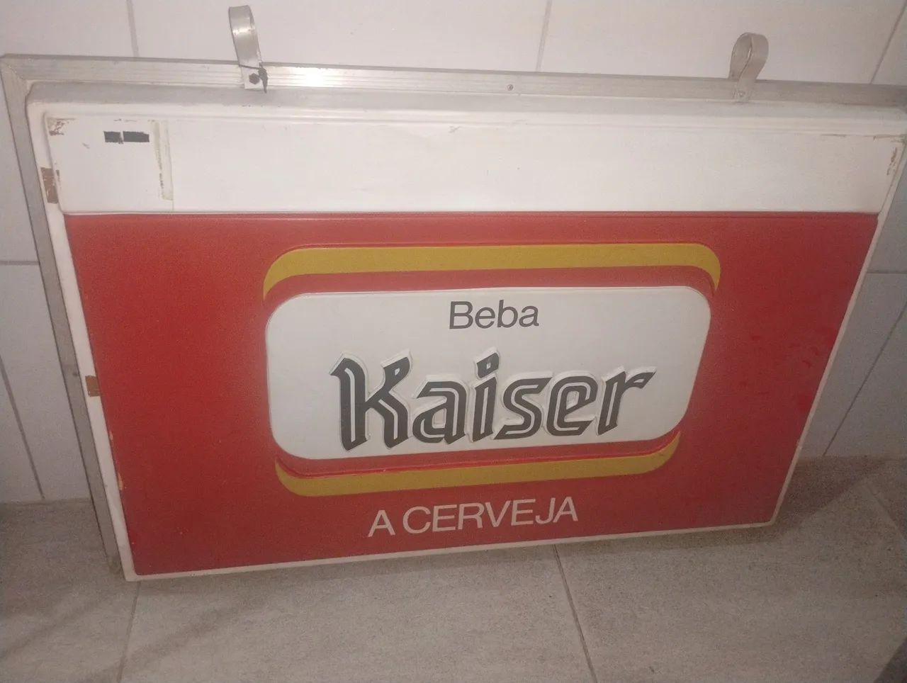 Painel antigo da Kaiser 65579489704579120