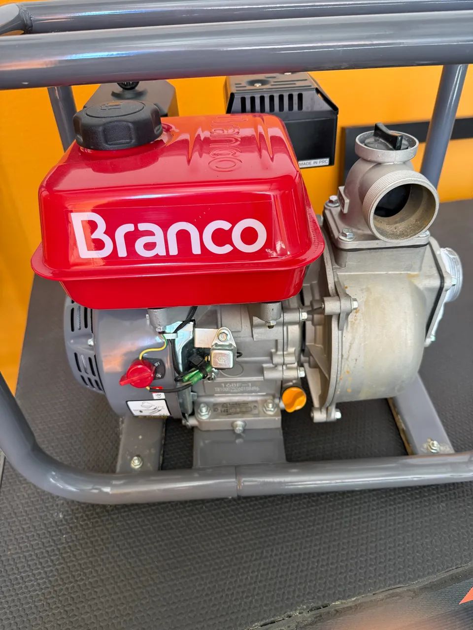 Motobomba Branco B4T710