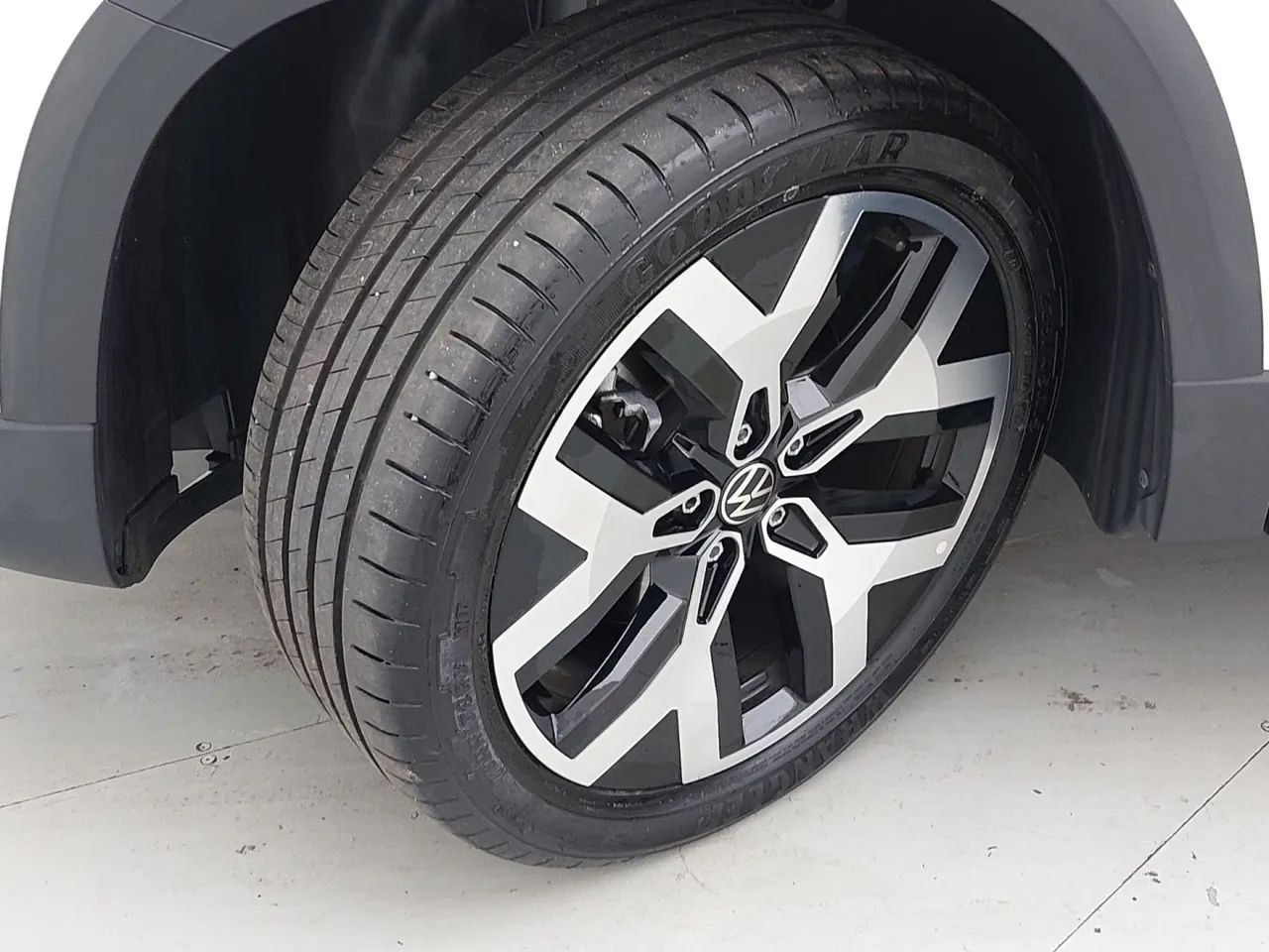 Volkswagen Taos Highline 1.4 250 TSI Flex Aut., foto 11 de 18