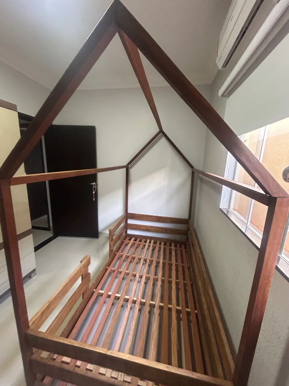 cama montesoriana solteirão 