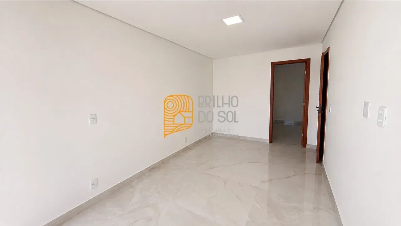 Duplex com 3 Quartos, 2 Suítes, Ampla Área Privativa e Excelente Iluminação Natural - Foto 4