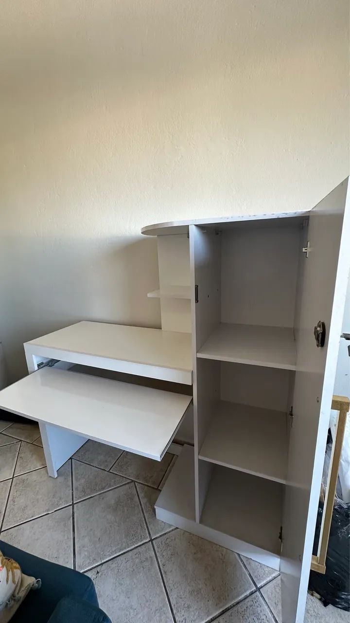 Escrivaninha / Mesa pra computador  - Foto 3