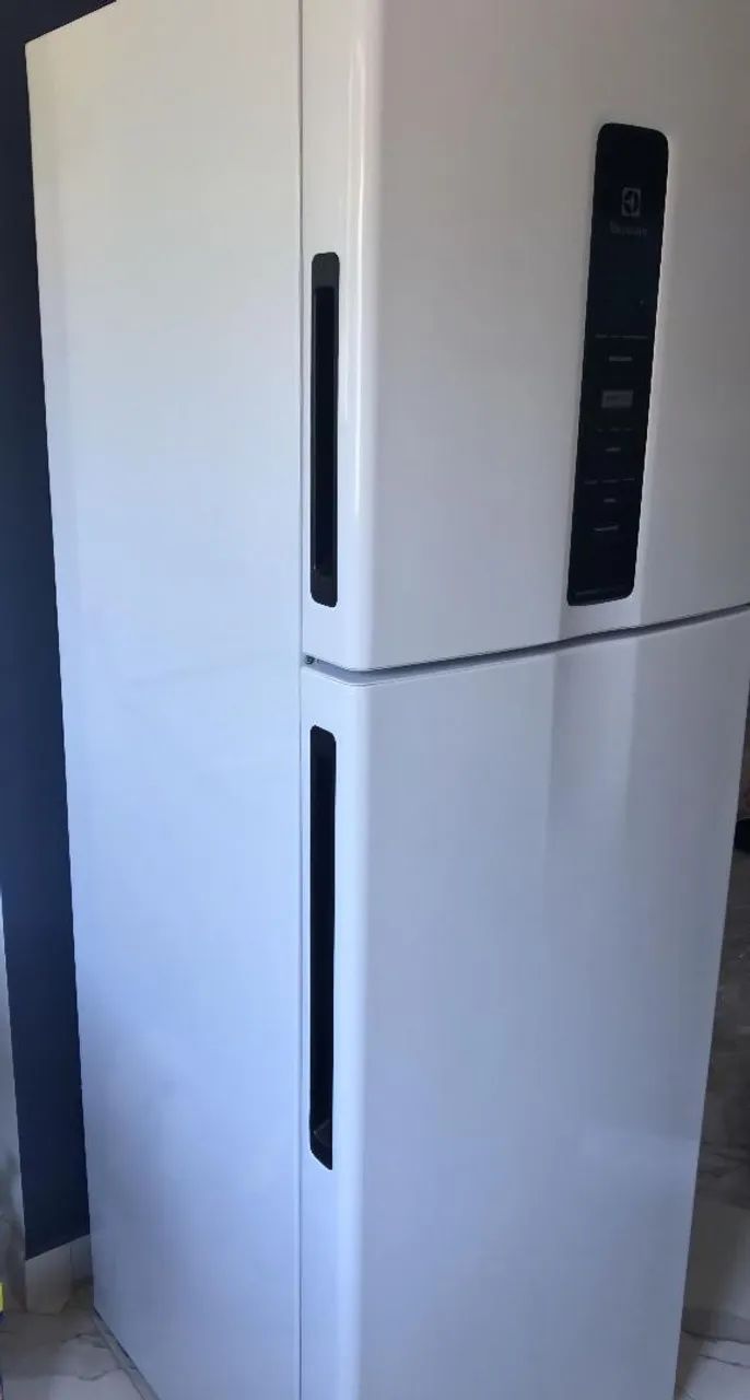 Geladeira Eletrolux Frost Free inverter 410L Efficient com Autosense - Foto 3