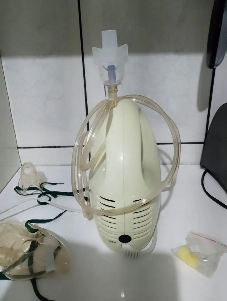 Inalador / Nebulizador G-Tech Compressão - Funcionando Perfeitamente + Acessórios.