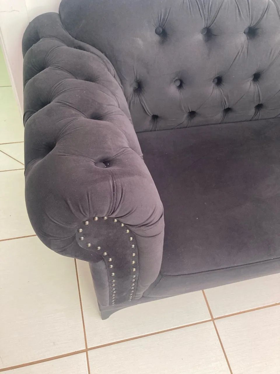 Sofá estilo Chesterfield/capitonê, de 3 lugares - Foto 3