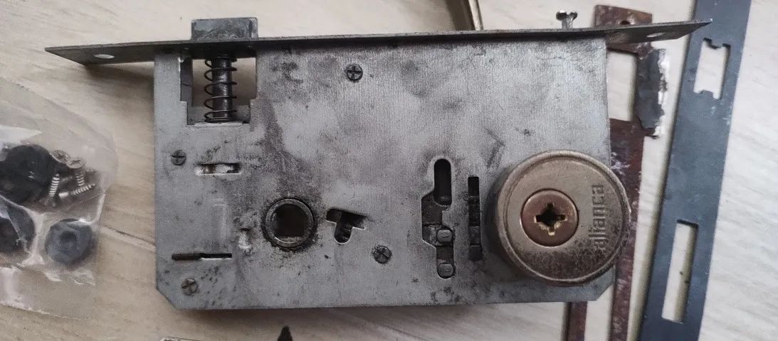 Fechaduras de porta - Foto 2