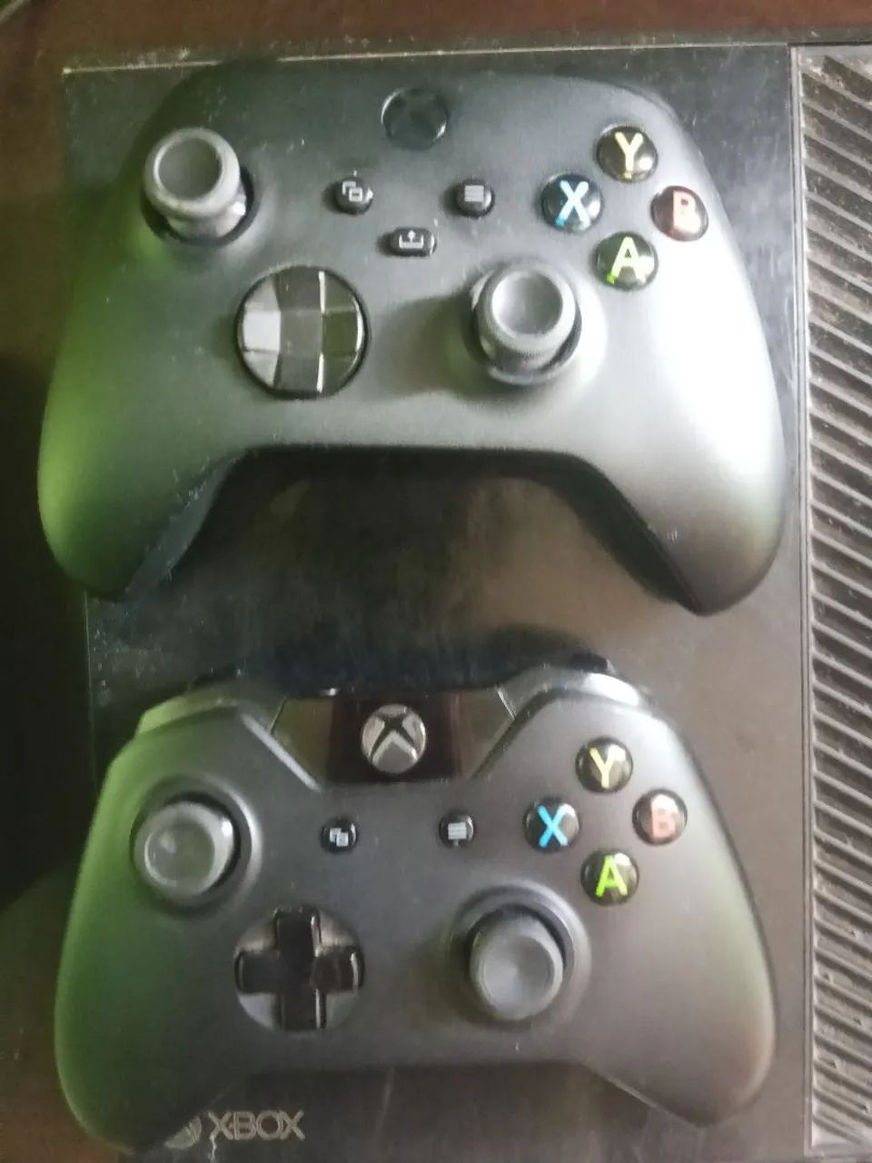 Xbox One fat com 1tb e 2 controles  - Foto 4