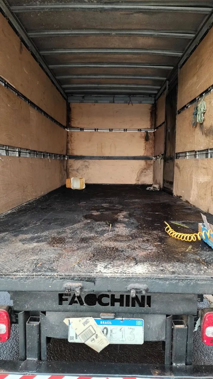 Cargo 712 - Foto 5