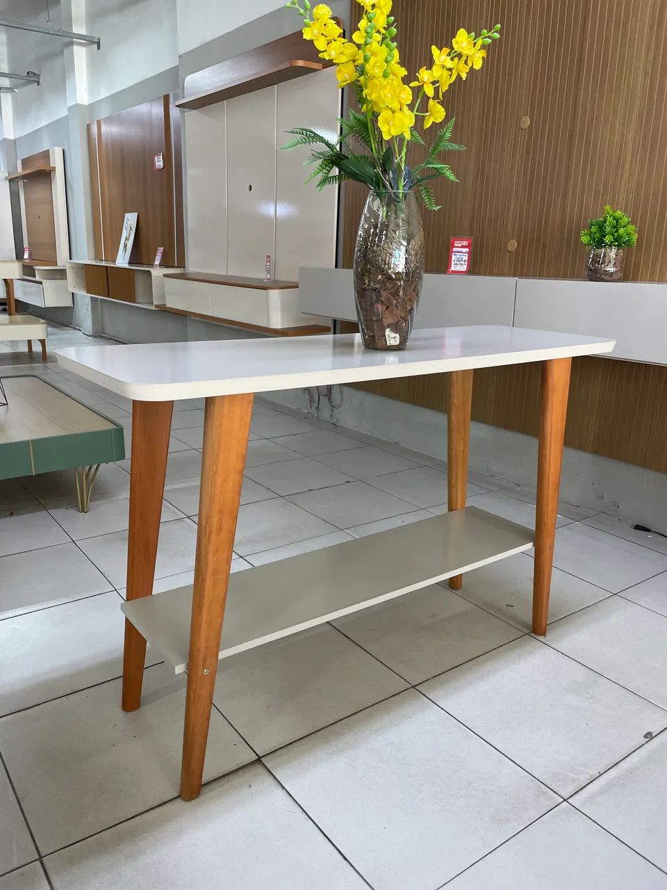 Aparador, buffet e mesa de centro - Foto 5