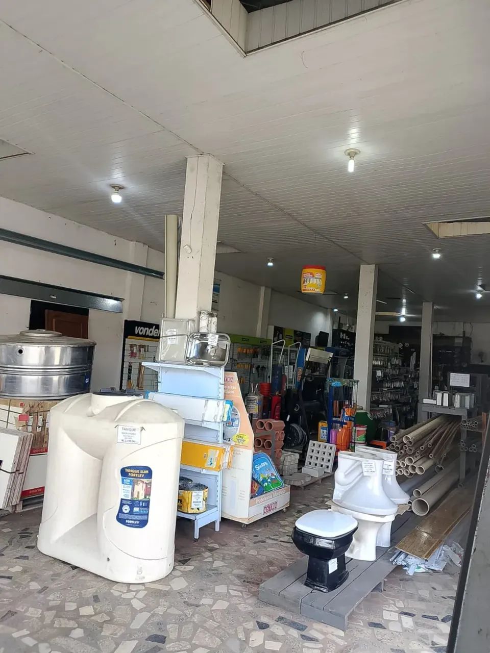 Aluguel loja com depositos, estacionamento e área 1000 m² Augusto Montenegro - Foto 5