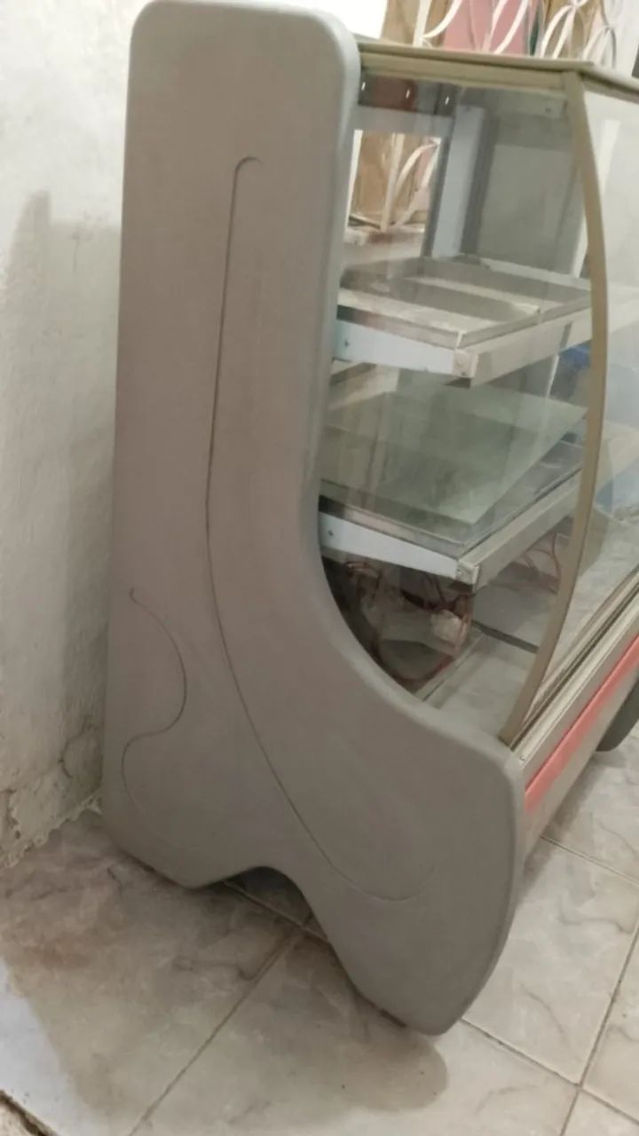 Vendo essa estufa de 3 andares e vem com 9 bandejas grandes já quem tiver interesse só ent - Foto 3