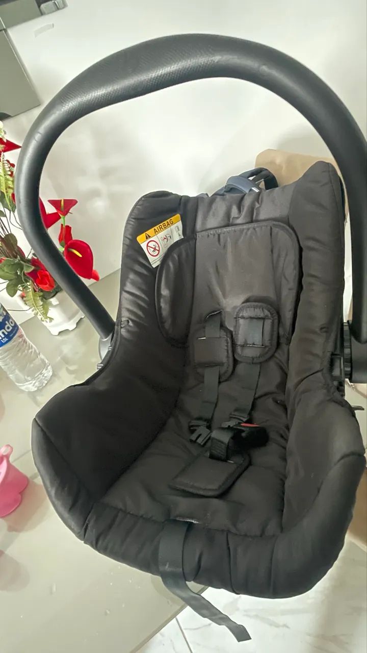 Vendo - bebê conforto pode ser usando até 13 kgs  - Foto 2