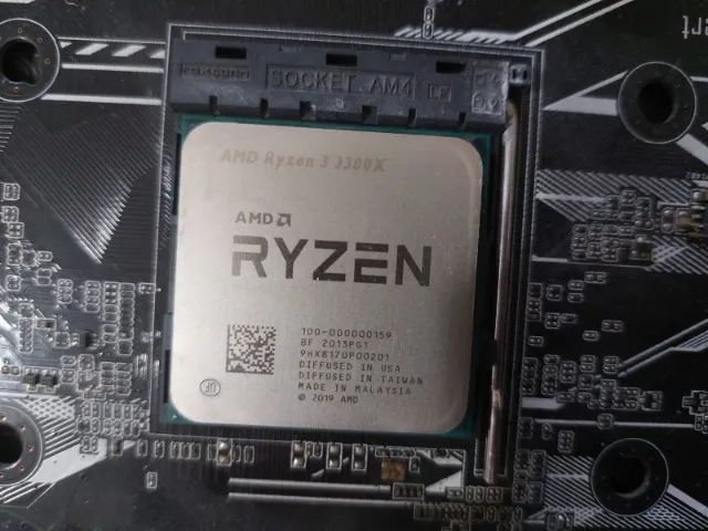 Procesador Ryzen 3 3300X  - 4/8 - Foto 2