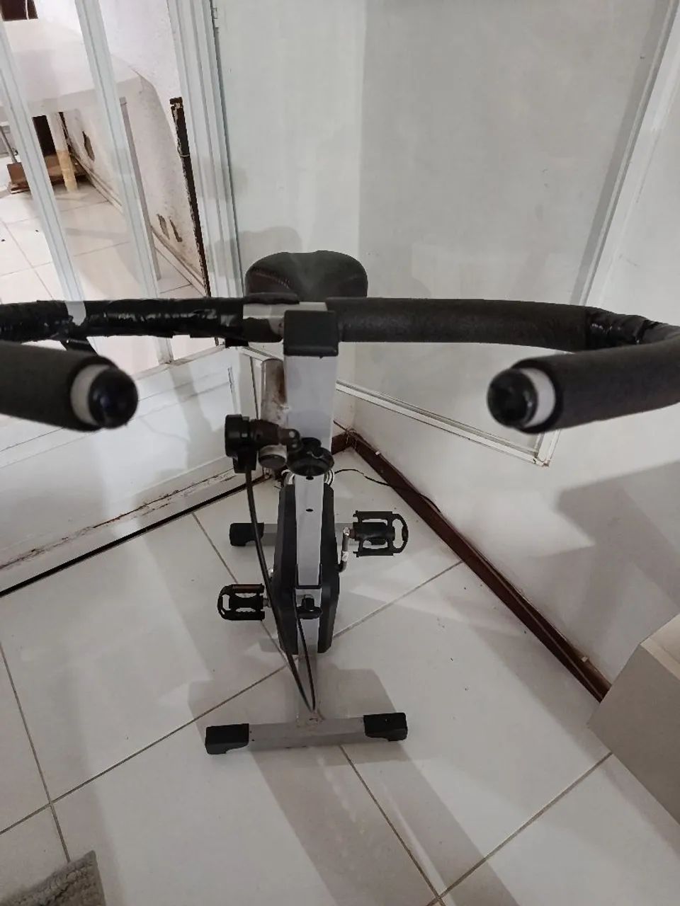 Bicicleta ergométrica vertical  - Foto 4