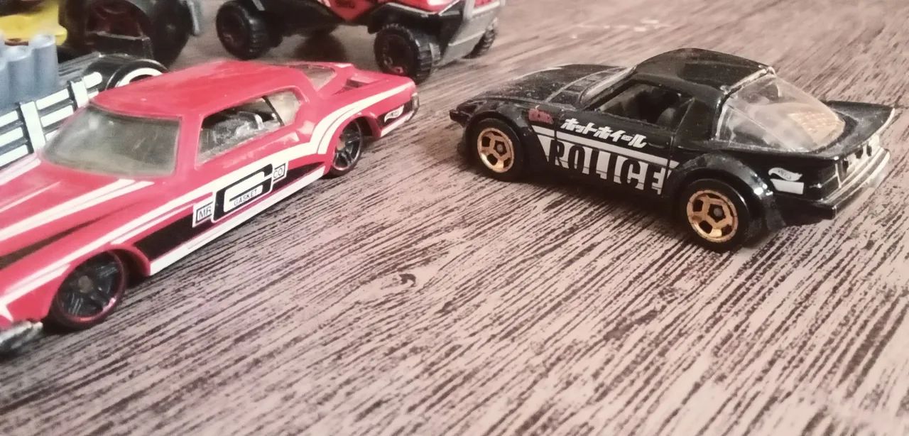 Conjunto de carros Hot-wheels - Foto 3