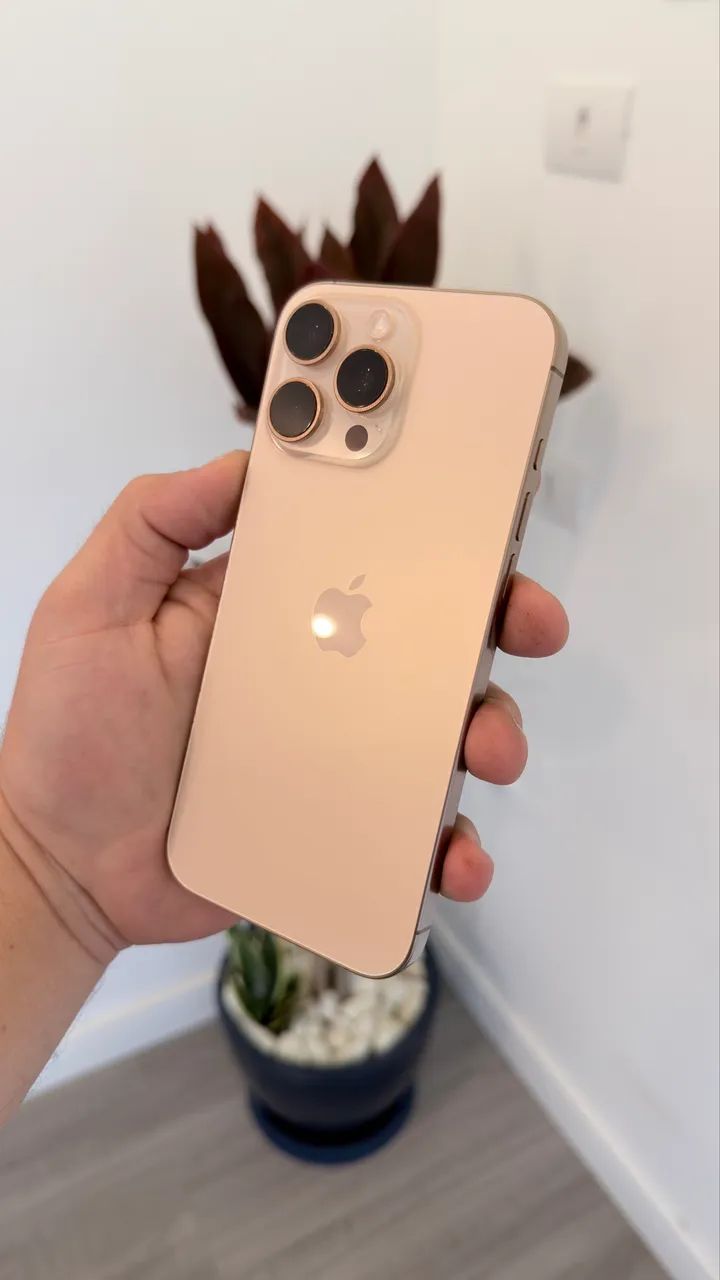iPhone 16 pro max 256gb Titanium desert, sem detalhes  - Foto 3