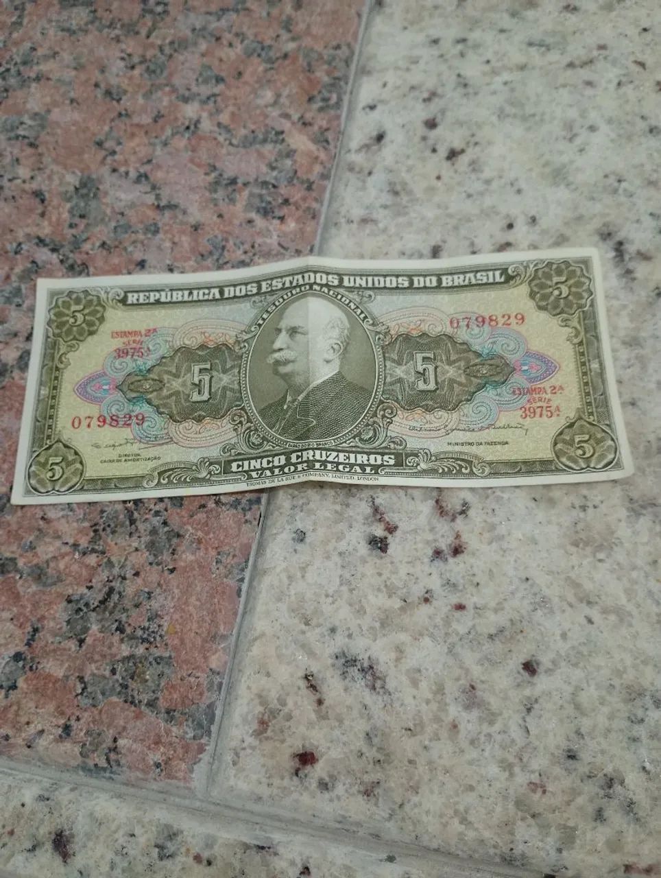 5 cruzeiros nova nunca nem usada - Foto 2