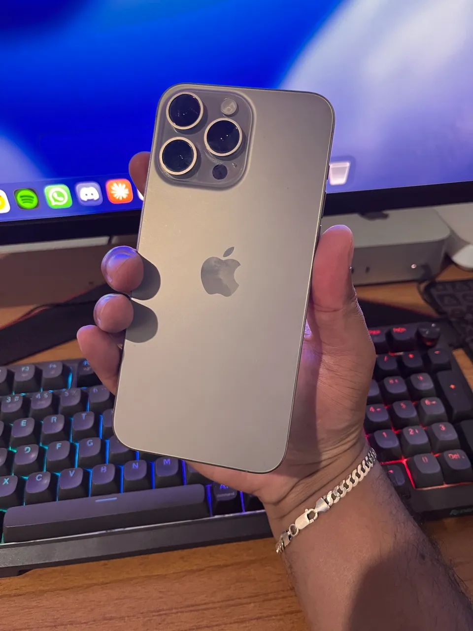 iPhone 15 Pro Max 256GB - ZERO - priorizo troca + volta - Foto 2