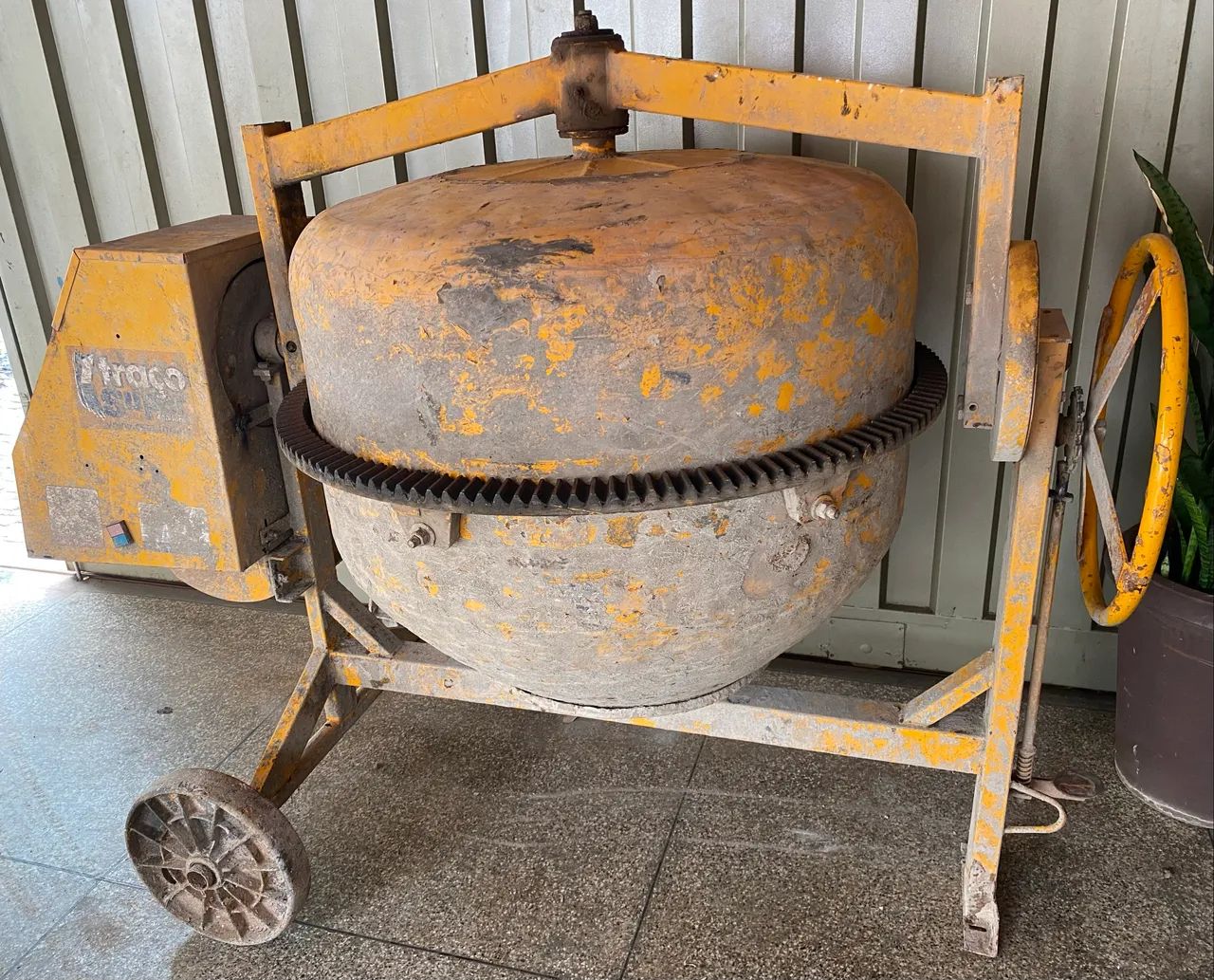 Betoneira 400L