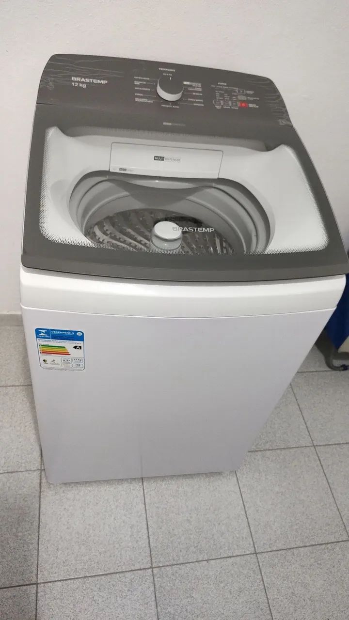 Máquina de lavar roupa Brastemp 12Kg.